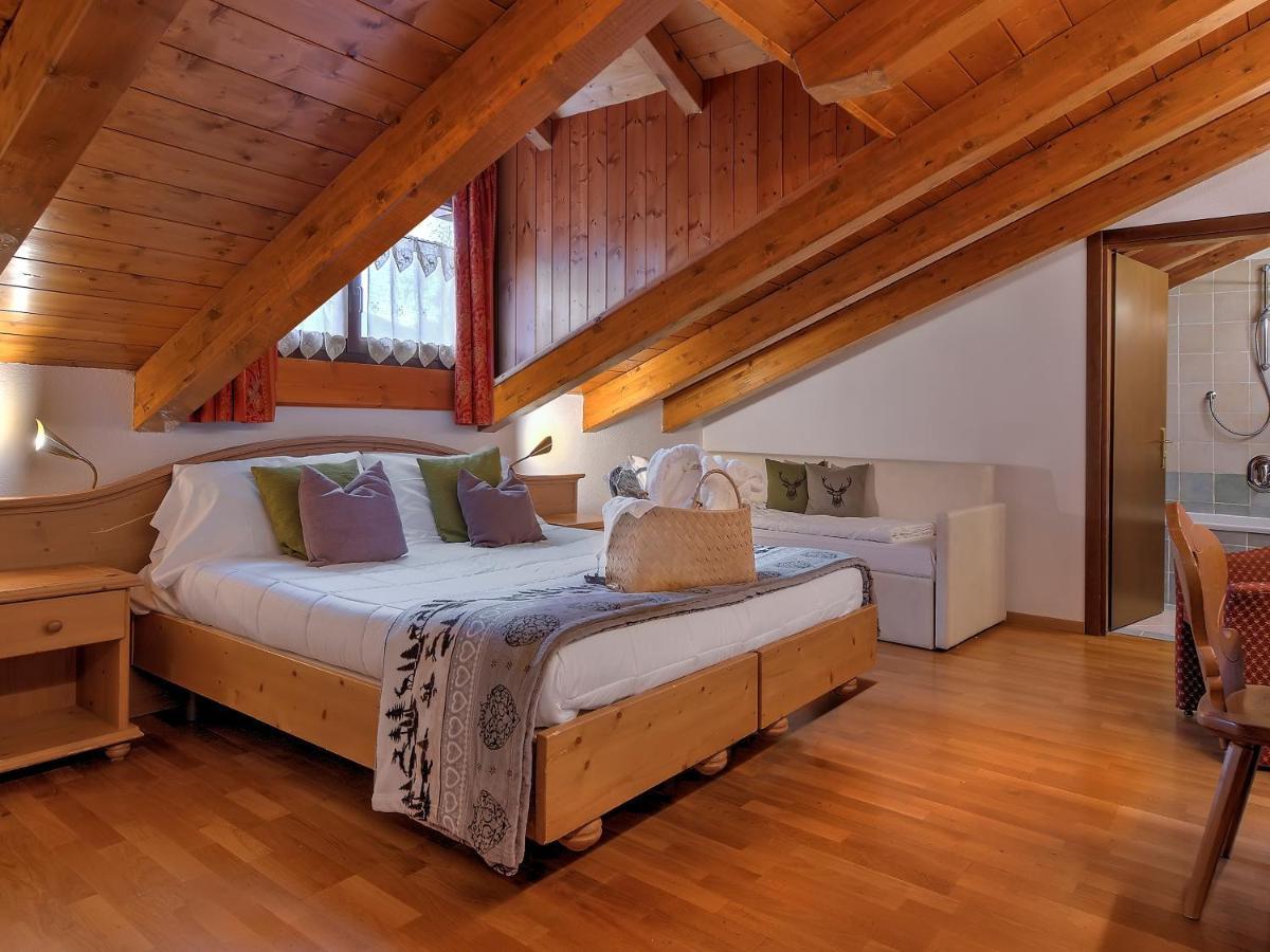 Hotel Caminetto Folgarida Bagian luar foto