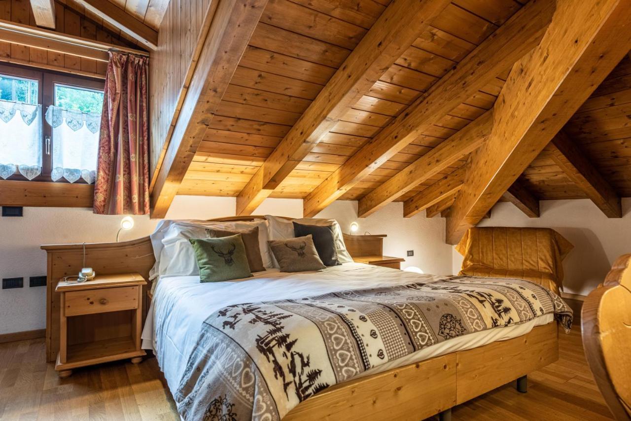 Hotel Caminetto Folgarida Bagian luar foto