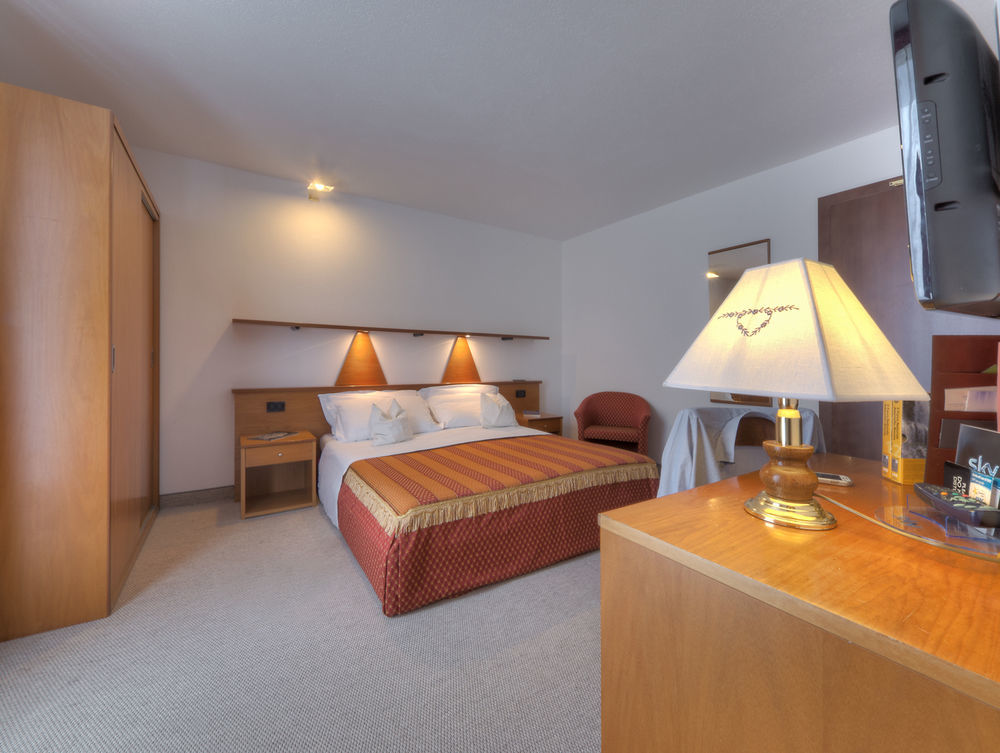 Hotel Caminetto Folgarida Bagian luar foto
